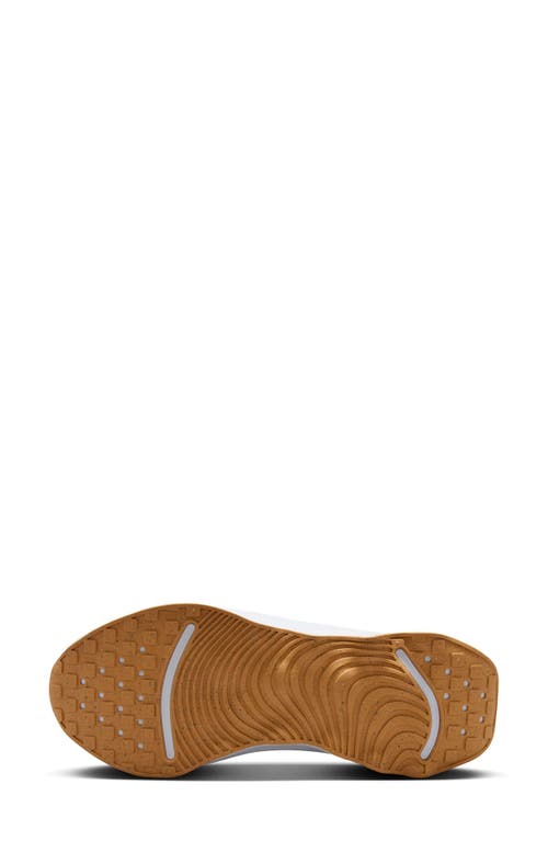 Nike Motiva Road Runner Walking Shoe