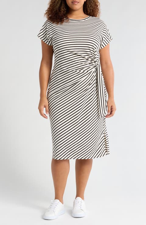 Crescent Knot T-Shirt Dress (Plus)