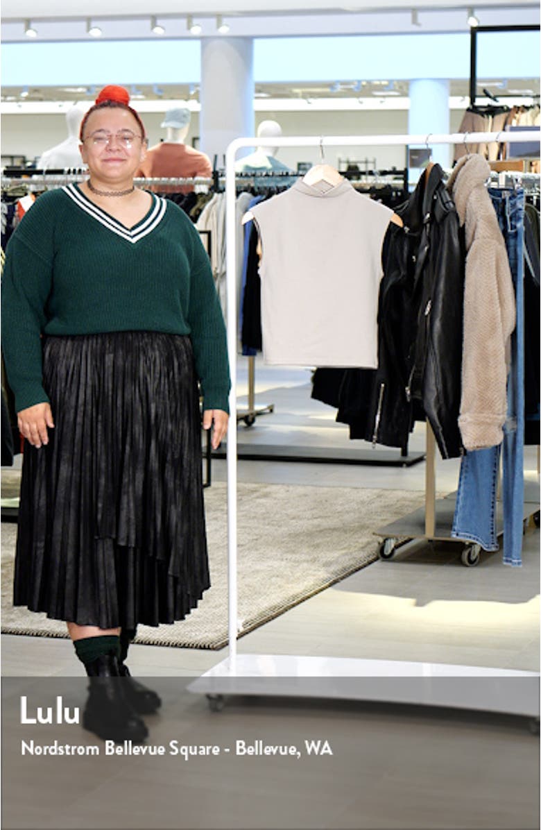 Funnel Neck Crop Muscle Tee, sales video thumbnail