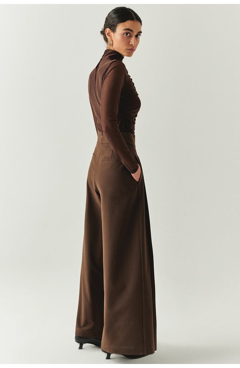 Exquise Wide, Alternate, color, Brick Red