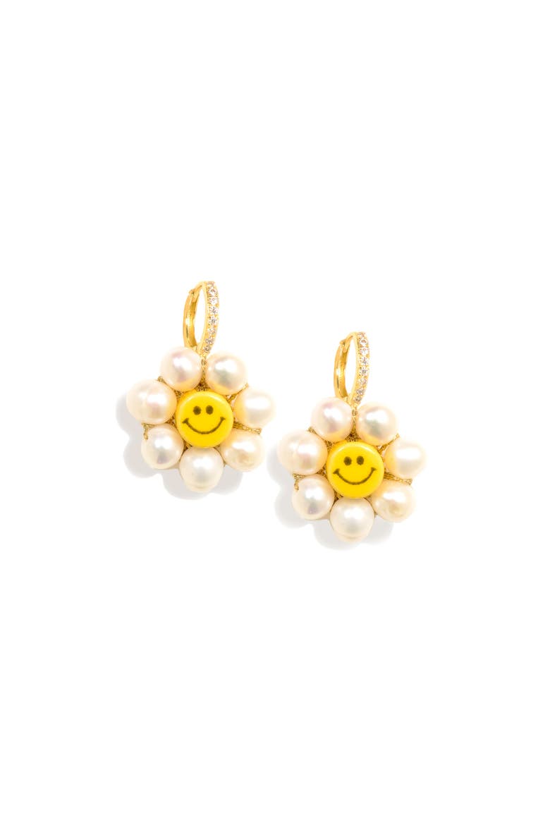 Mini Happy Flower Earrings, Main, color, White