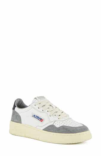 Medalist Low Sneaker