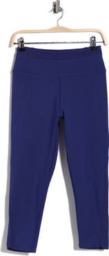 APANA Groove Mesh Capri Leggings