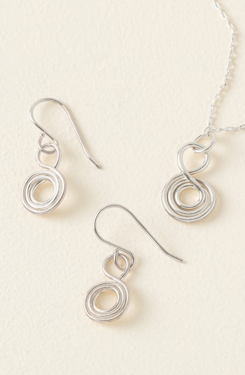 Uncommon Goods Gratitude Earrings, Alternate, color, Silver