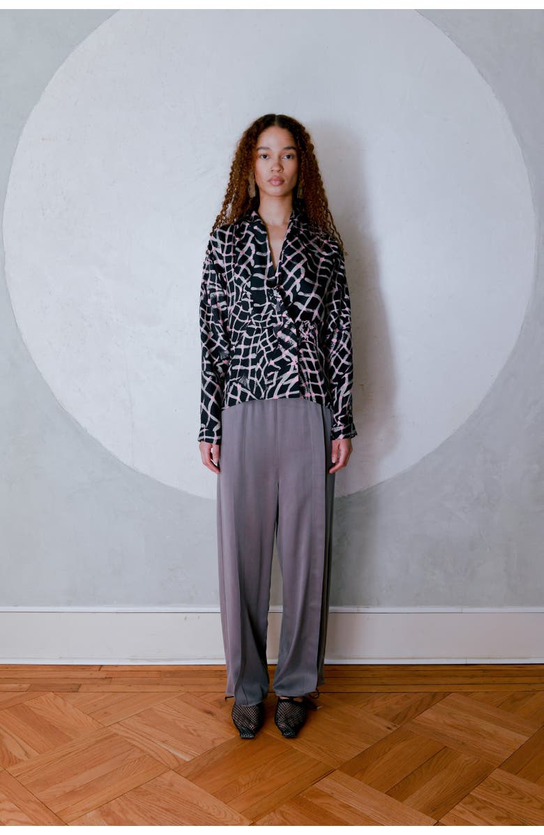 Untitled in Motion Pelusa V-Neck Draped Long-Sleeve Top, Alternate, color, Folds