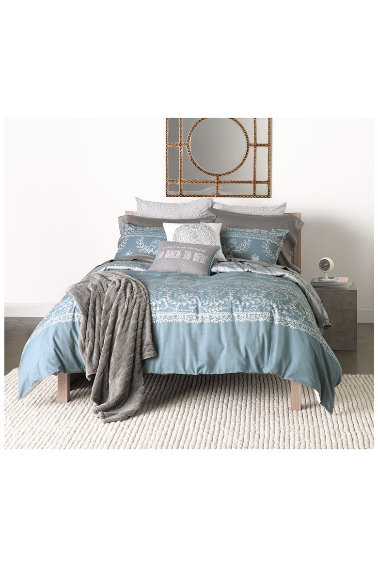 Stripe Plush Throw, Alternate, color, GREY FROST