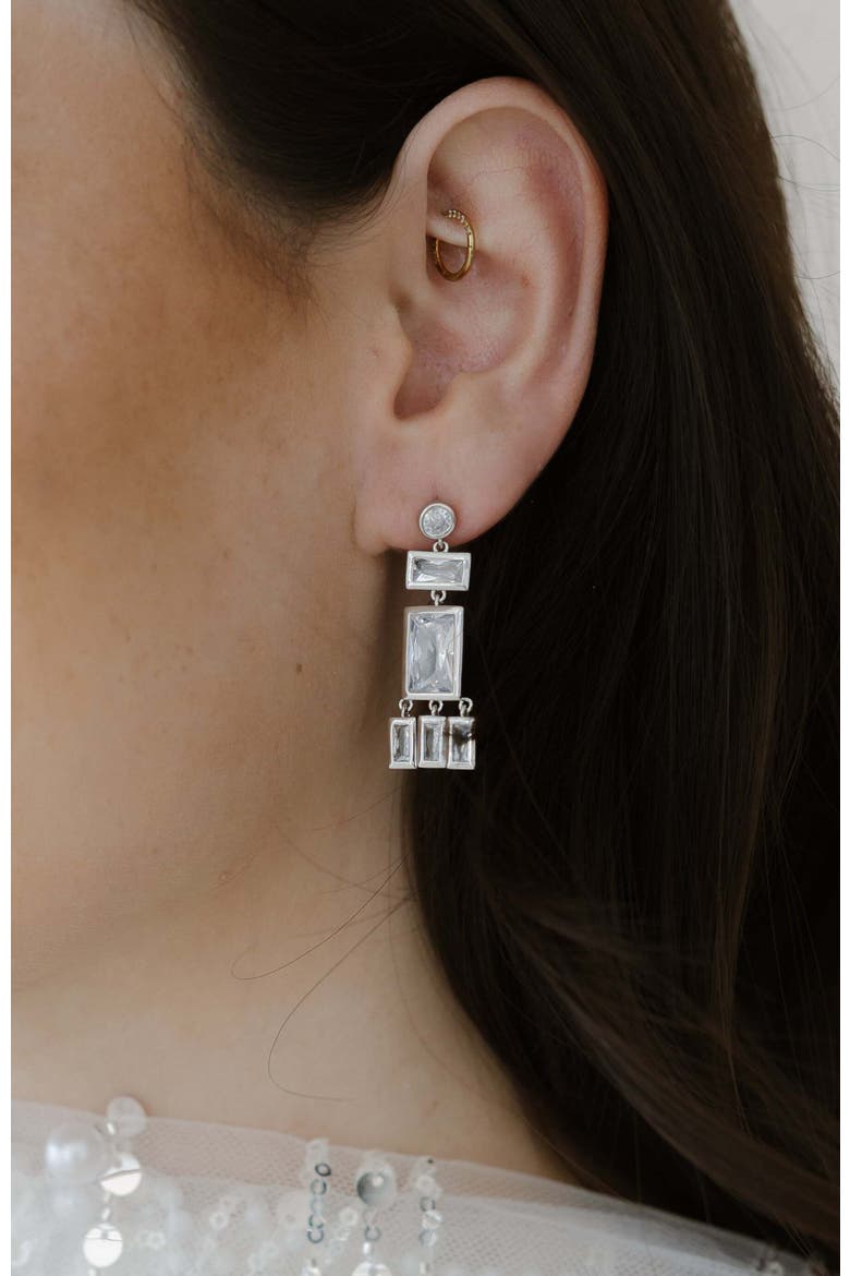 Gatsby Drop, Alternate, color, Silver