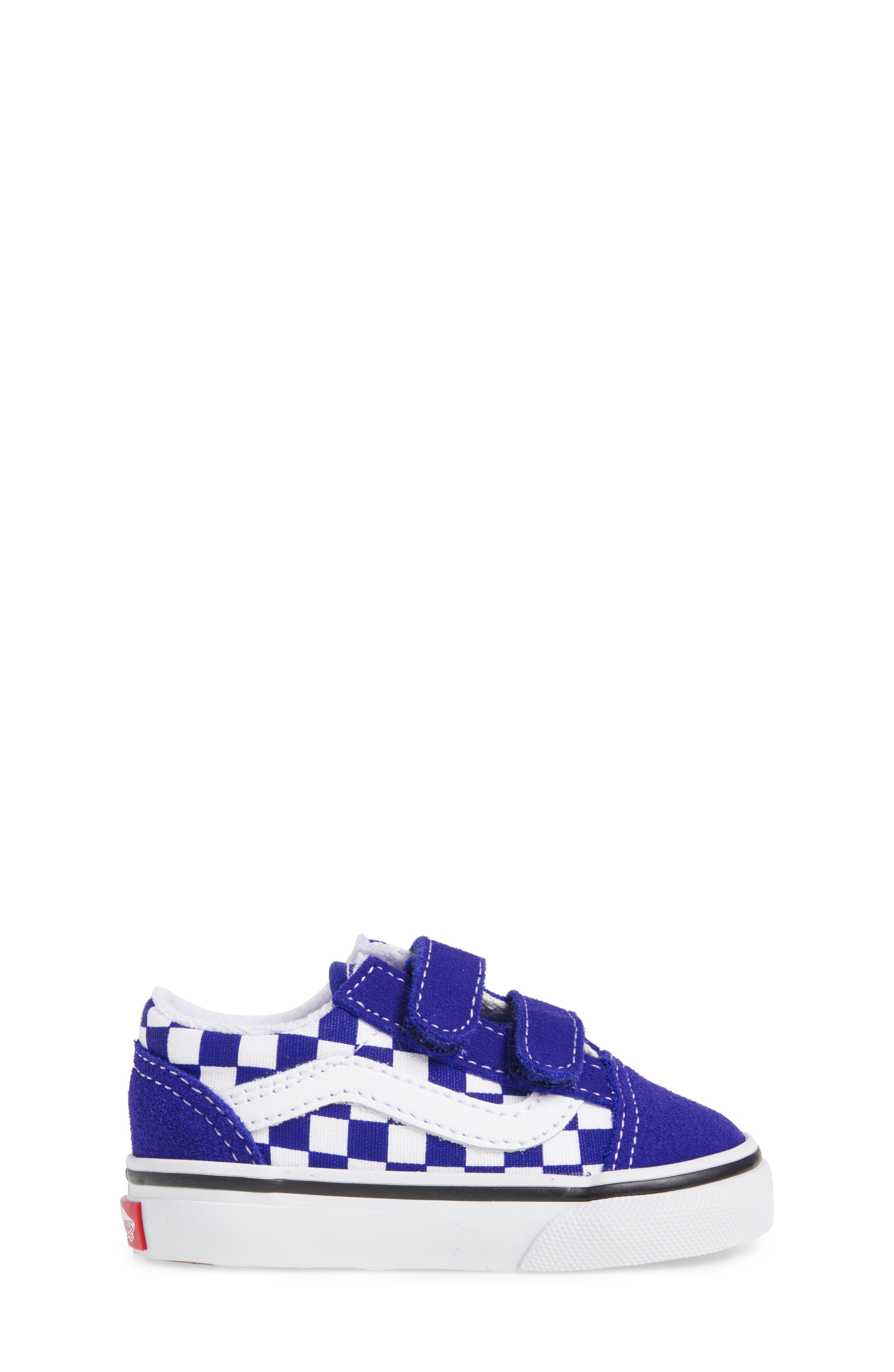 Vans Kids' Old Skool V Sneaker, Alternate, color, 