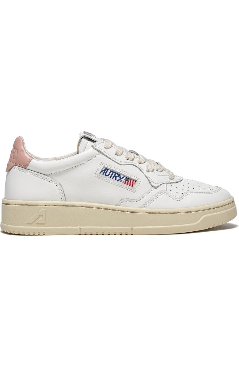 AUTRY Medalist Low Sneaker, Alternate, color, Leather/Leather White/Pink