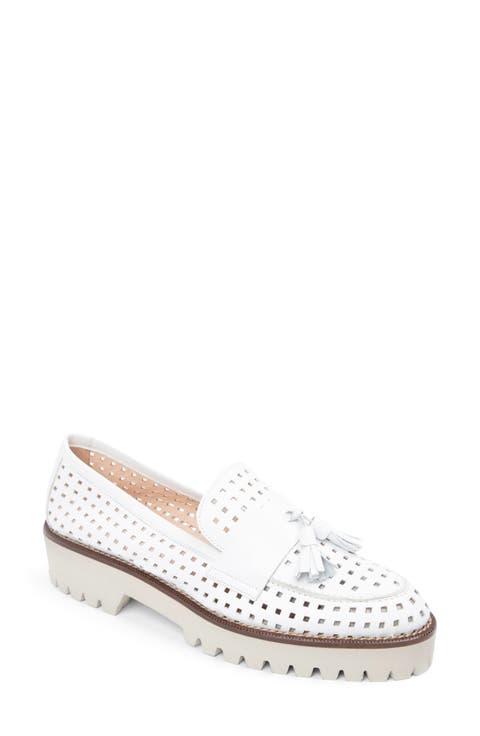 Beckham Tassel Lug Loafer (Women)