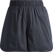 Nike Sportswear Chill Poplin Mid-Rise 5-Inch Shorts