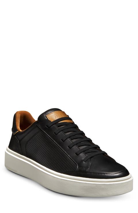 Oliver Slip-On Sneaker (Men)