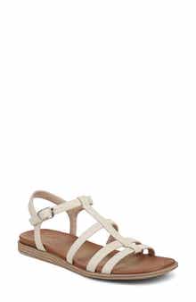 Naturalizer Julia Sandal