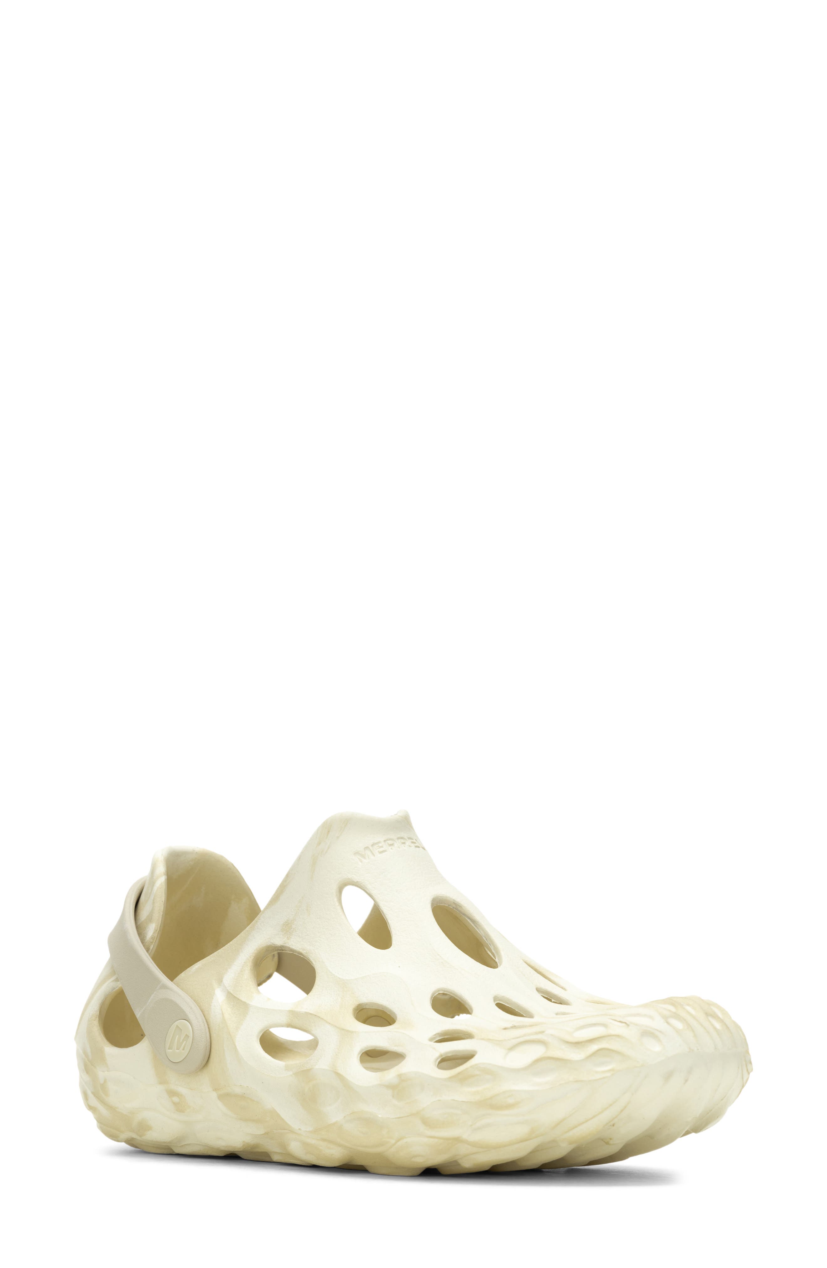 CHALK/ CREAM