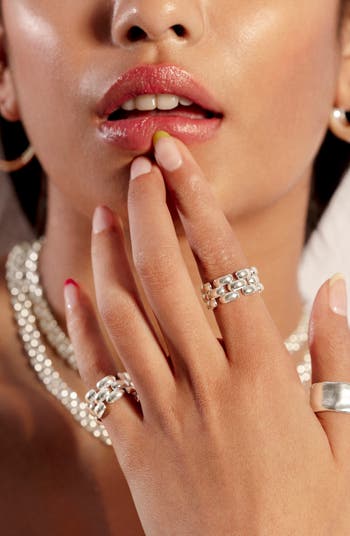 【MONICA VINADER】Heirloom Woven チェーンリング Heirloom Chain Ring in 18k Gold Vermeil on Sterling Silver