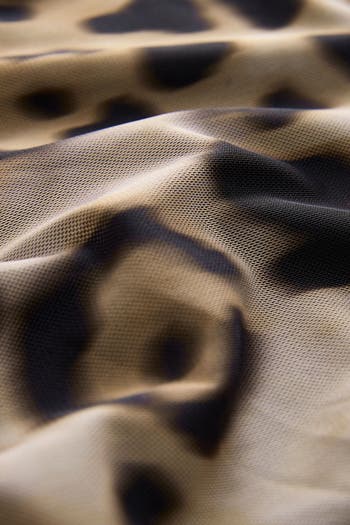 Leopard Sleeveless Mesh Top