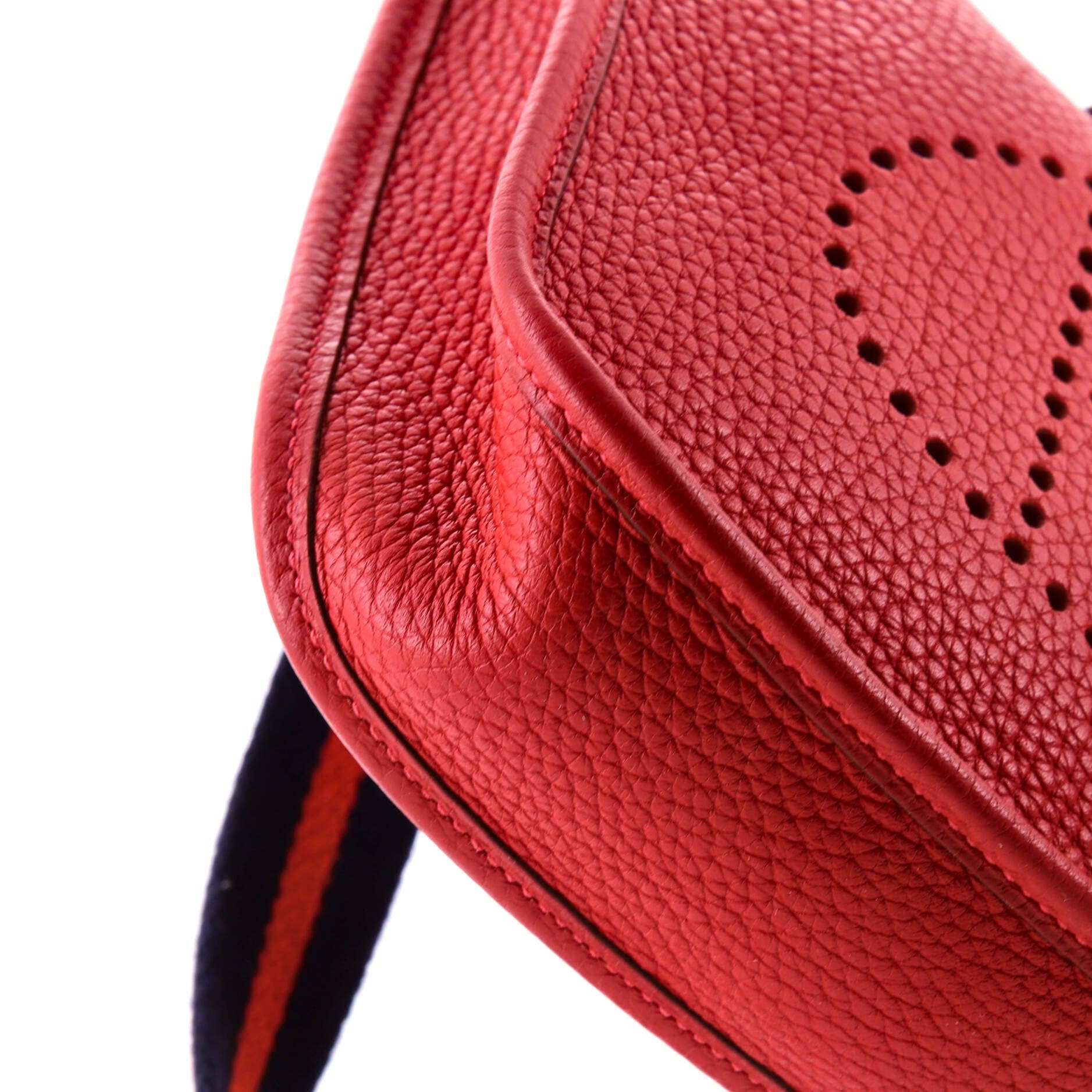 Pre-Owned Hermes Evelyne Bag Gen III Clemence TPM, Alternate, color, 