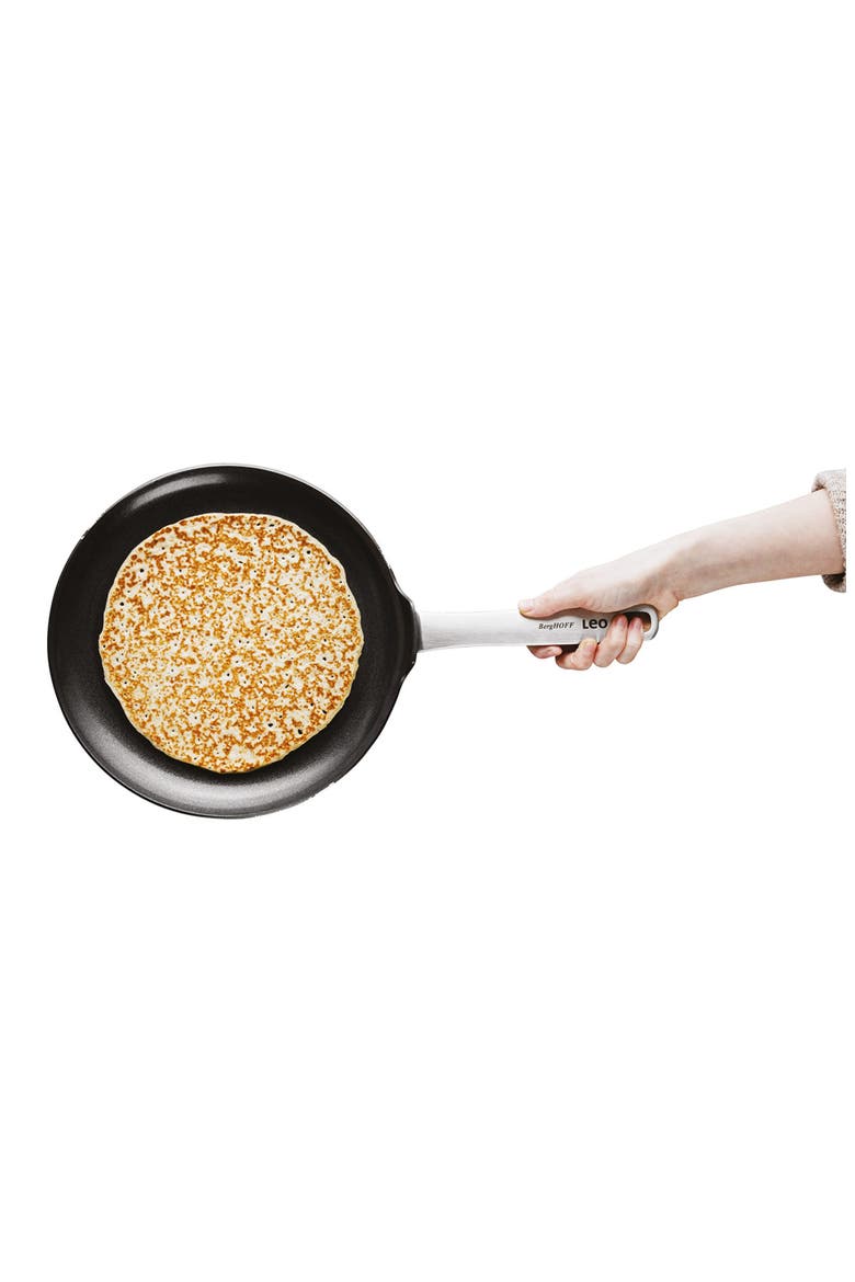 Leo Graphic Pancake Pan, Alternate, color, BLACK