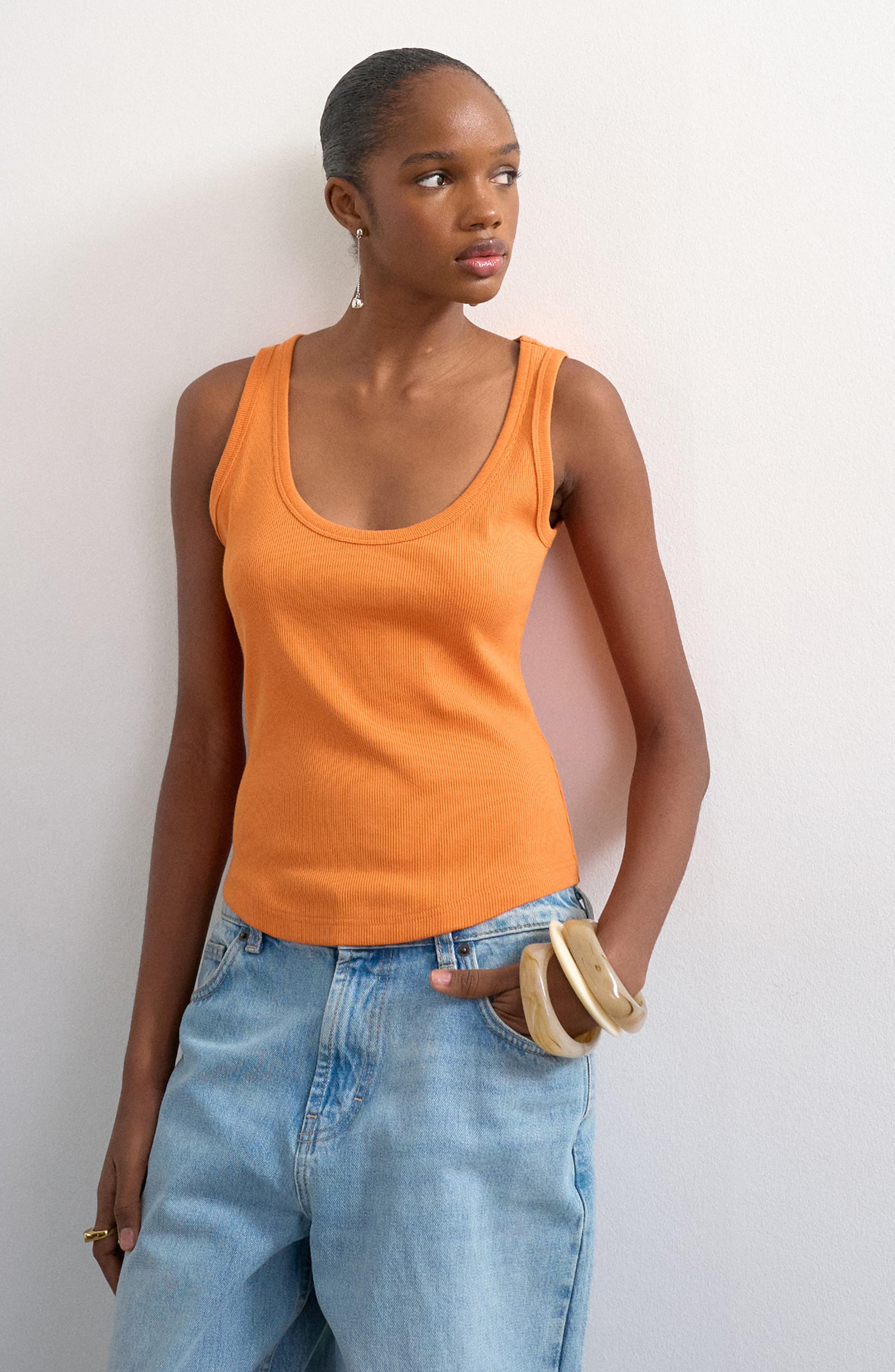 selected ORANGE