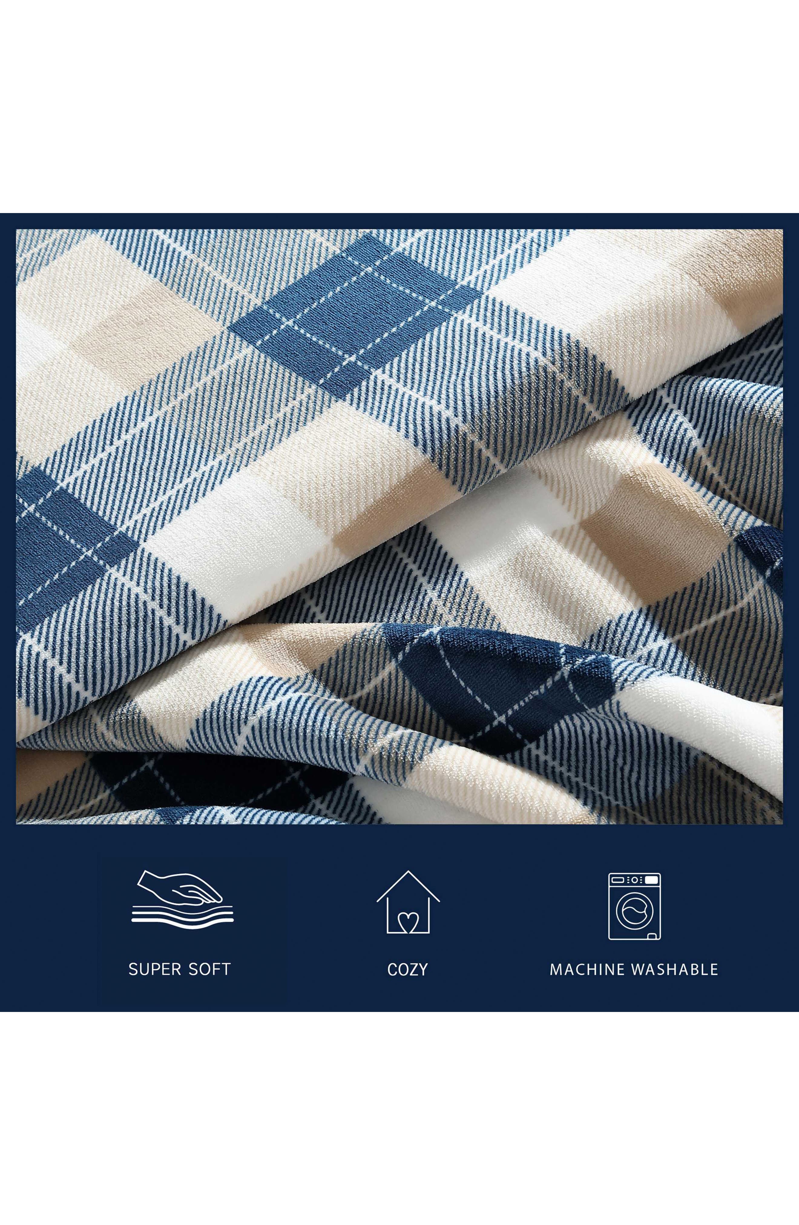 Buffalo Plaid Throw Blanket