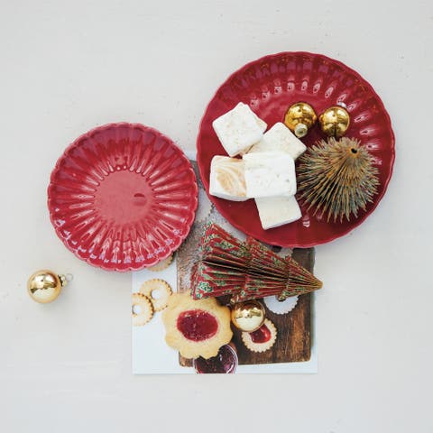 Fluted Stoneware Plate with Reactive Glaze