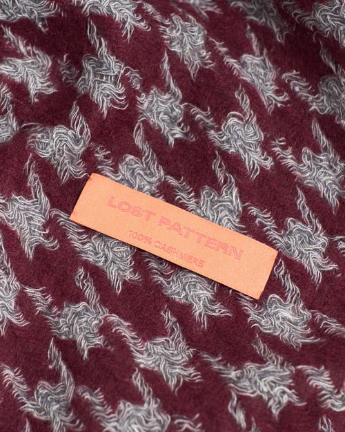Lost Pattern Nyc "houndstooth" Cashmere Scarf In Burgundy