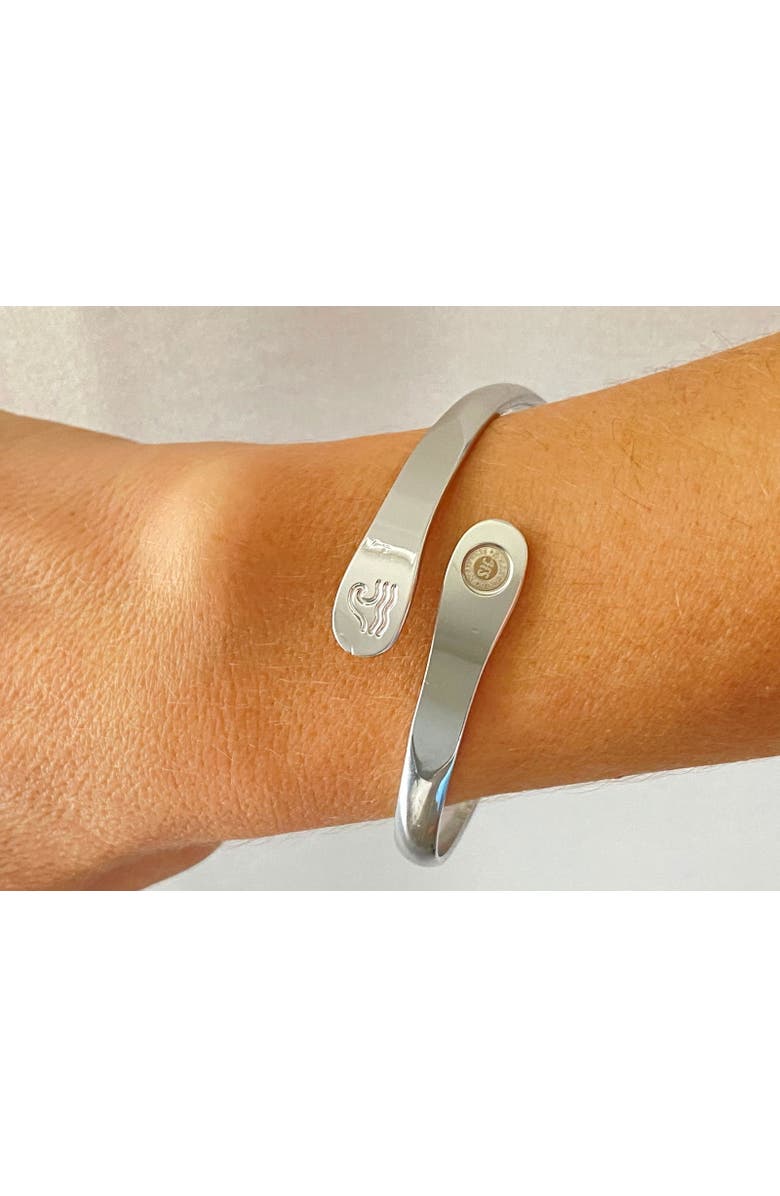 DLORIA Wave Bracelet, Alternate, color, Silver