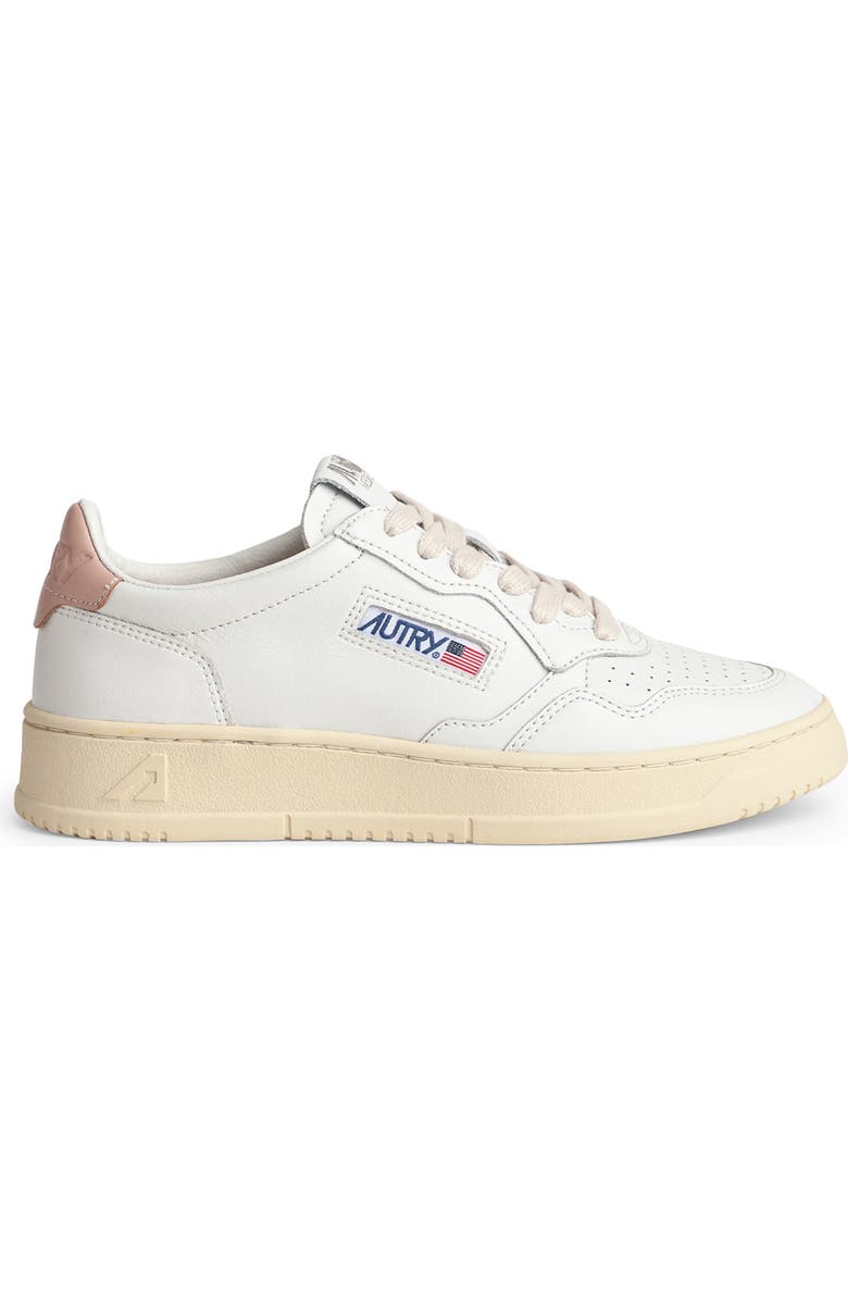 AUTRY Medalist Low Sneaker, Alternate, color, Leat/Leat Wht/Pink