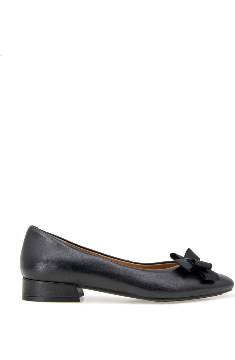 Gentle Souls Abigail Bow Pump, Alternate, color, Black Leather