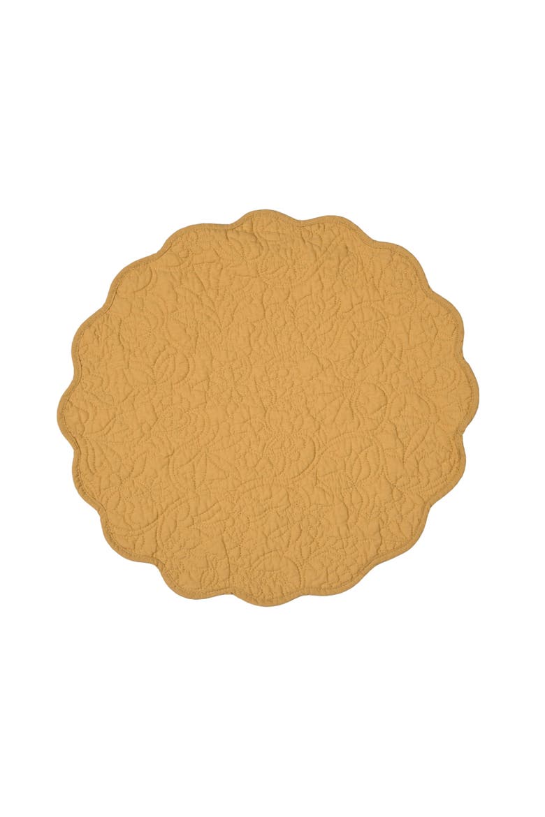 Christiana Honey Reversible Machine Washable Round Scallop Quilt Placemats Set of 6, Alternate, color, Yellow