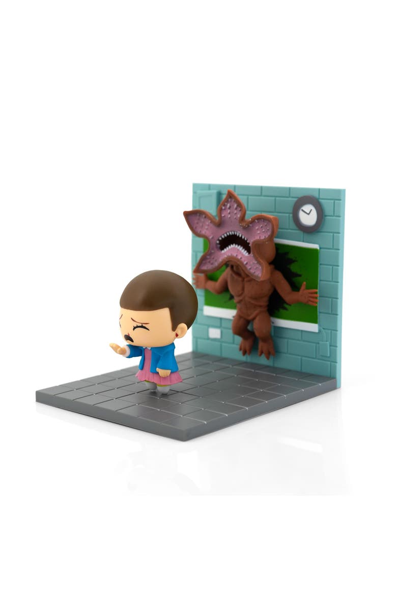 Stranger Things Eleven Vs. Demogorgon Exclusive Diorama | SuperEmoFriends Design, Alternate, color, Multi-Color