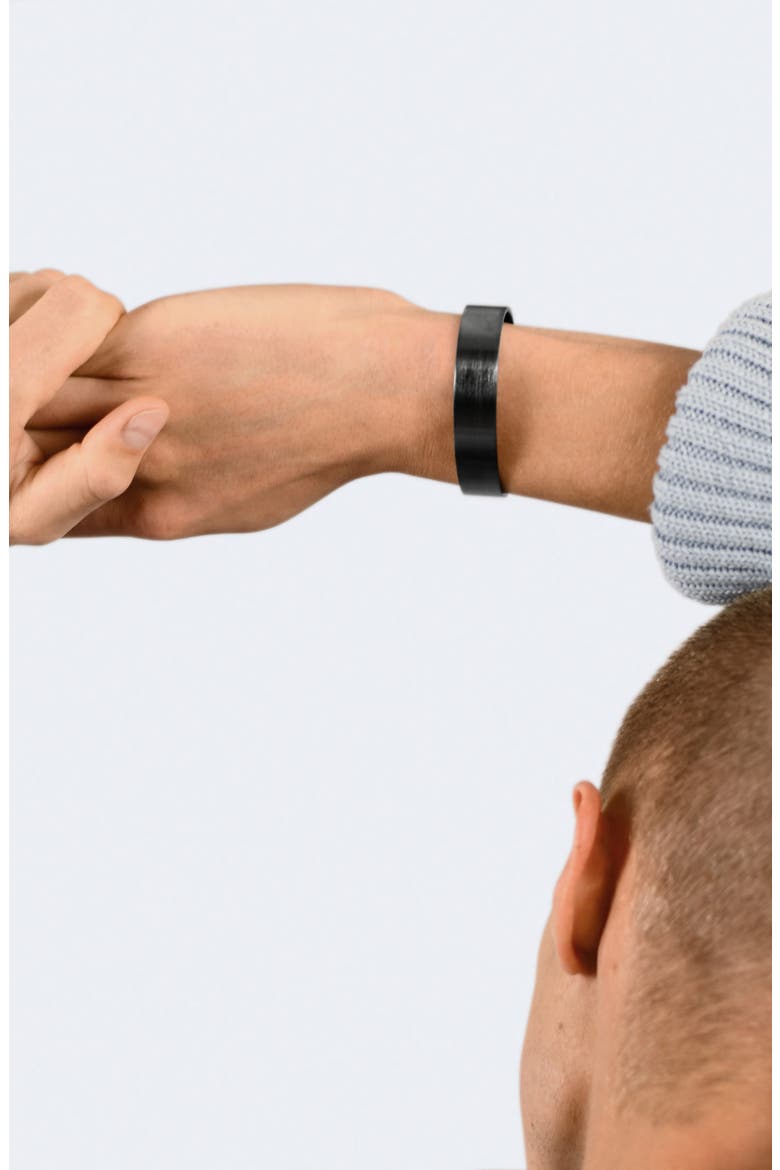 Men's 41G Brushed Sterling Silver Ribbon Cuff Bracelet, Alternate, color, BLACK SILVER
