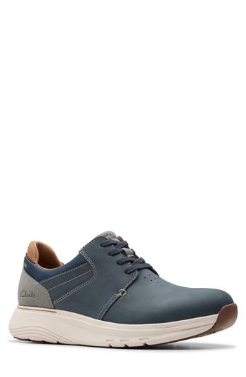 Clarks ® Motion Trek Sneaker In Blue
