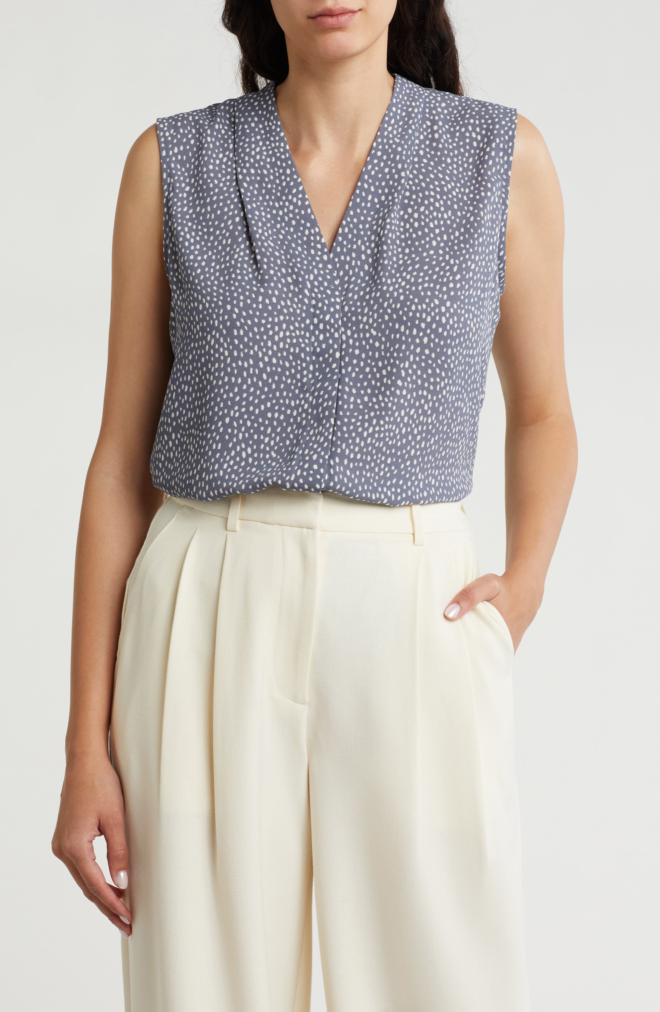 NORDSTROM RACK V-Neck Sleeveless Woven Shell Top