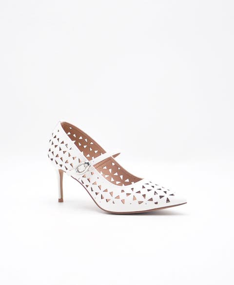 Celestine Pumps