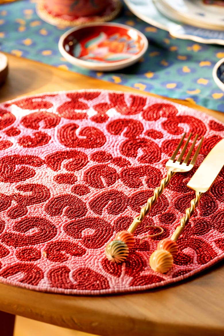 Dadri Beadded Placemat Animal 14 In, Alternate, color, Red