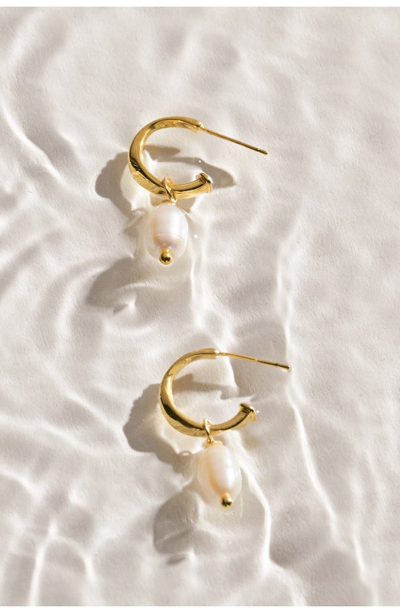 Katie Loxton Pearl Lustre Hoop Earrings in Pearl and Gold, Alternate, color, Pearl And Gold