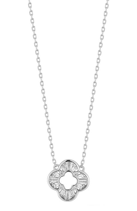 Clover Pendant Necklace