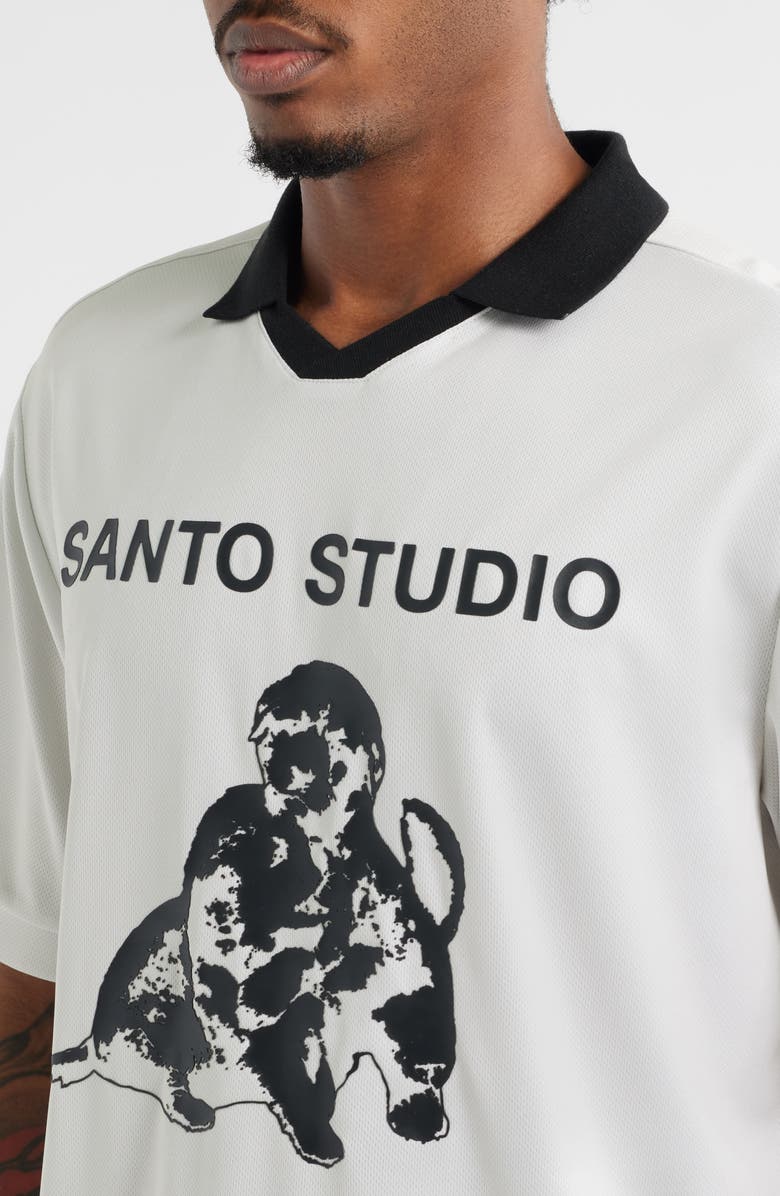 SANTO STUDIO Thugs Need Hugs Graphic Jersey, Alternate, color, Cream