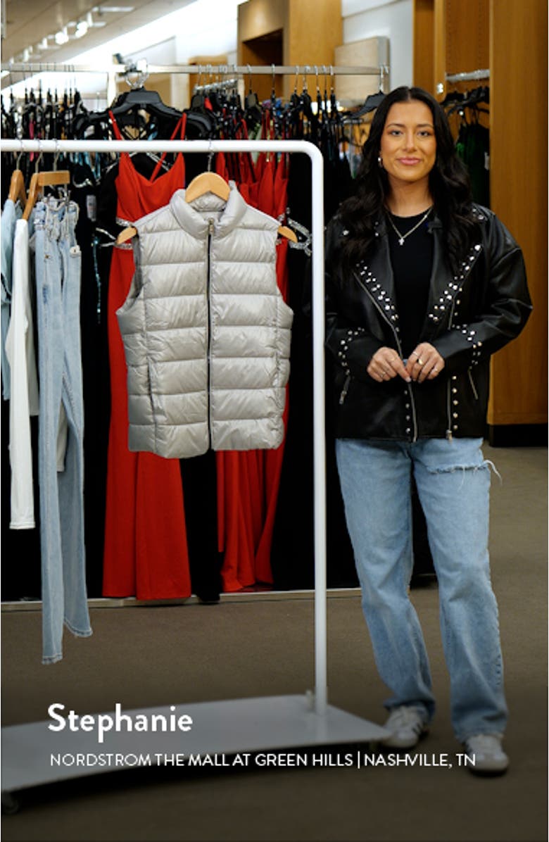 Water Repellent Puffer Vest, sales video thumbnail