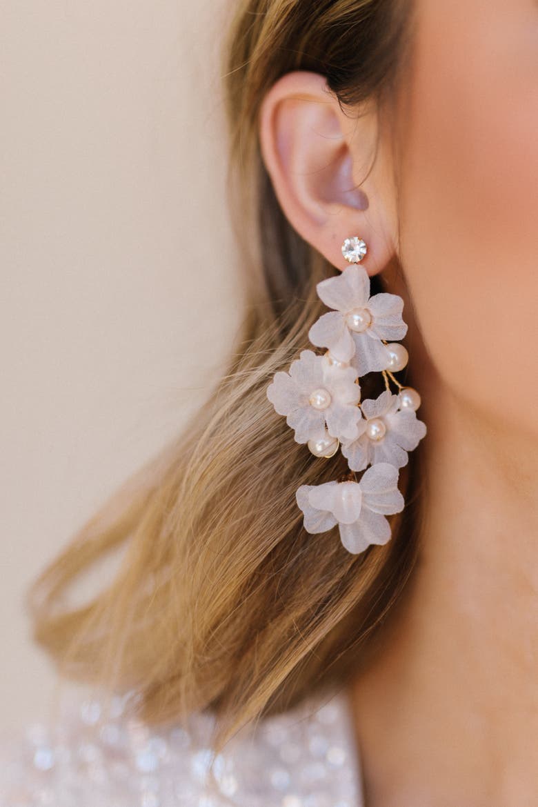 Olive Bridal Earrings, Main, color, Silver
