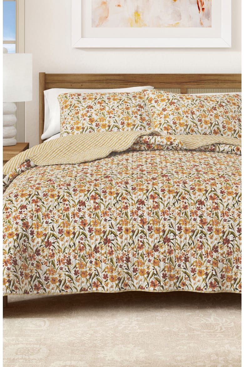 Golden Floral Meadow Quilt Set, Alternate, color, GOLDEN MEADOW