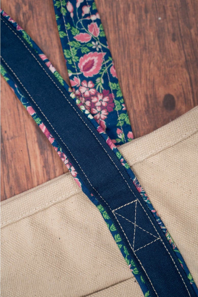 Prairie Essentials Tote Bag in Navy, Alternate, color, Navy