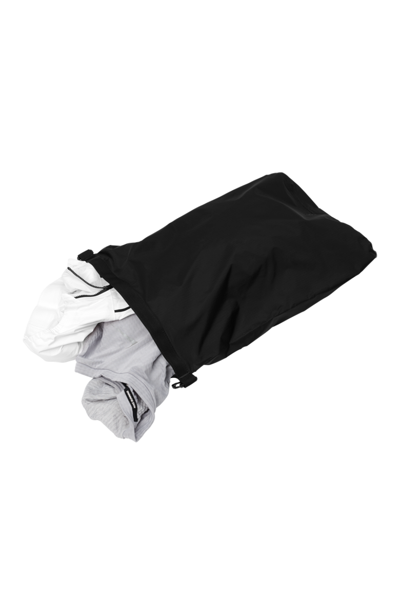 D_b_ Essential Drybag, Alternate, color, Black Out
