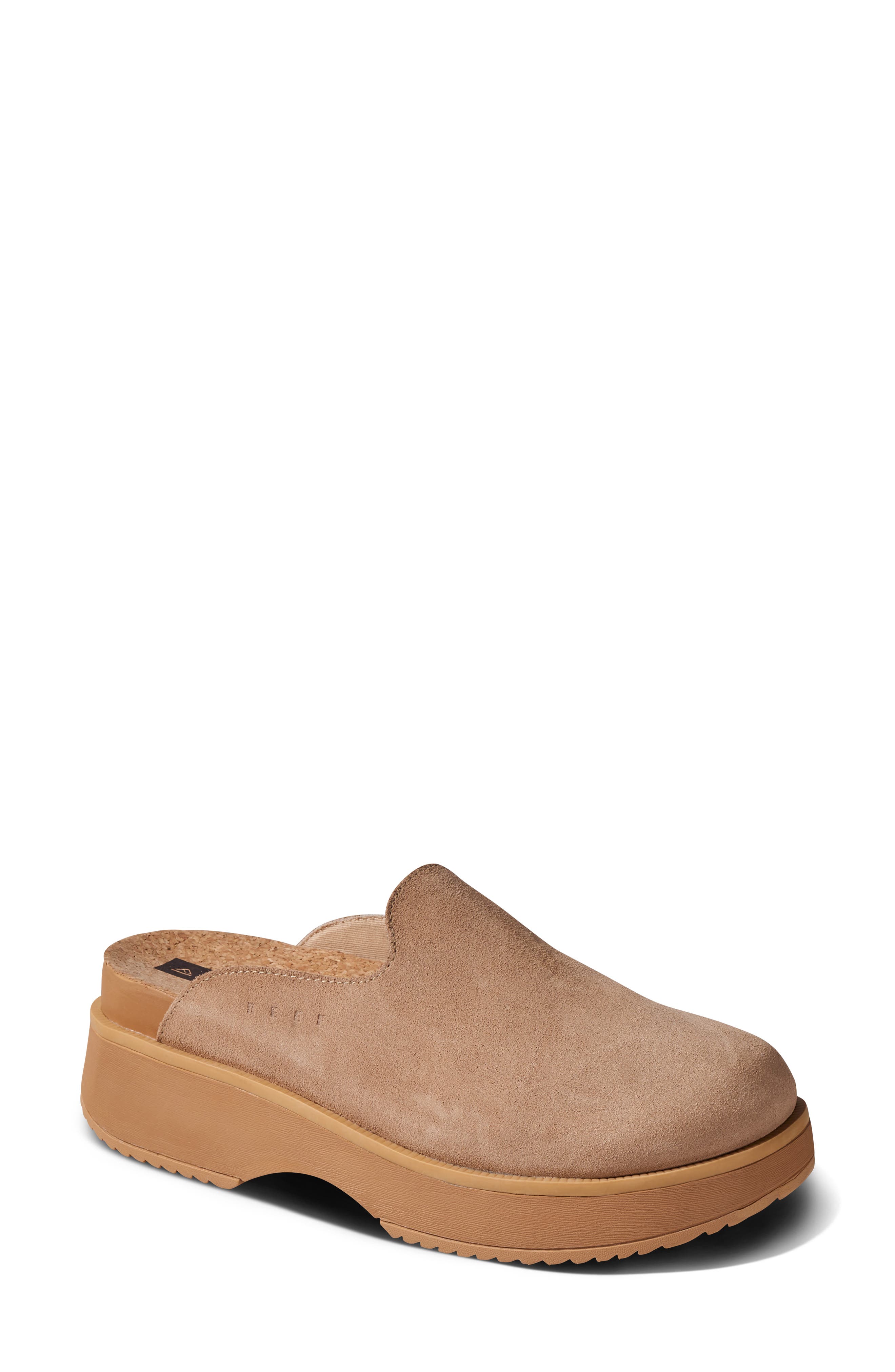 Cushion Vista Skye Platform Clog, Main, color, SAND