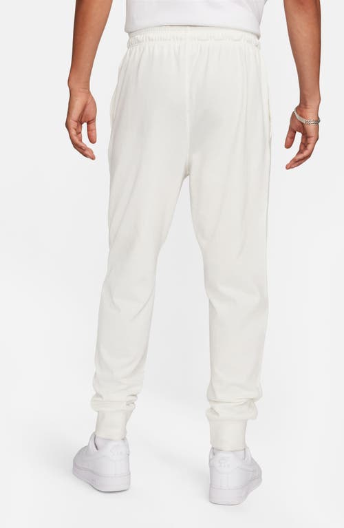 Nike Sportswear Club Pocket Fleece Joggers In Sail/black