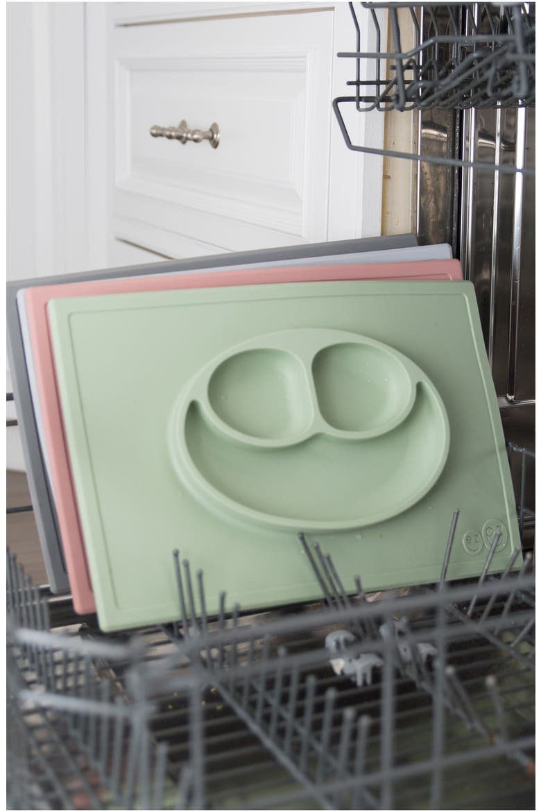 'Happy Mat' Silicone Feeding Mat, Alternate, color, SAGE