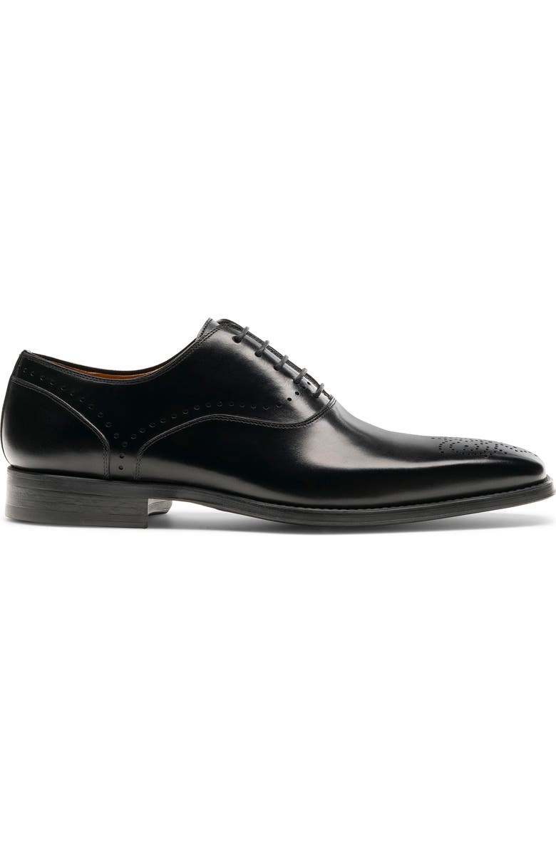 Magnanni Praga Medallion Toe Oxford, Alternate, color,
