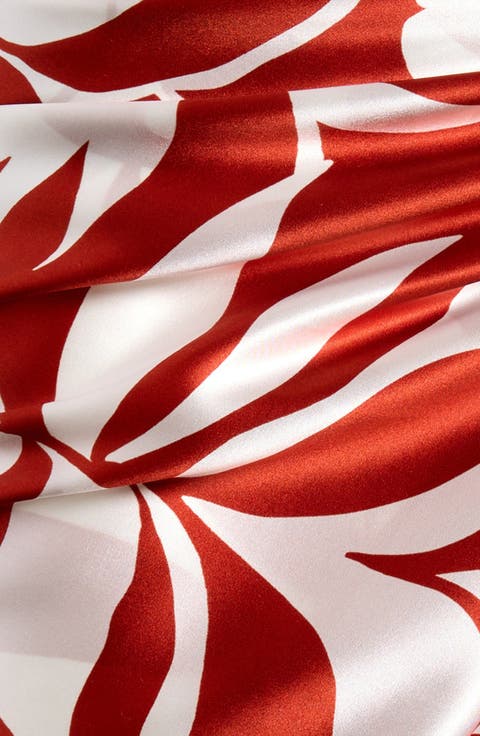 Beach Foam Leaf Print Silk Scarf