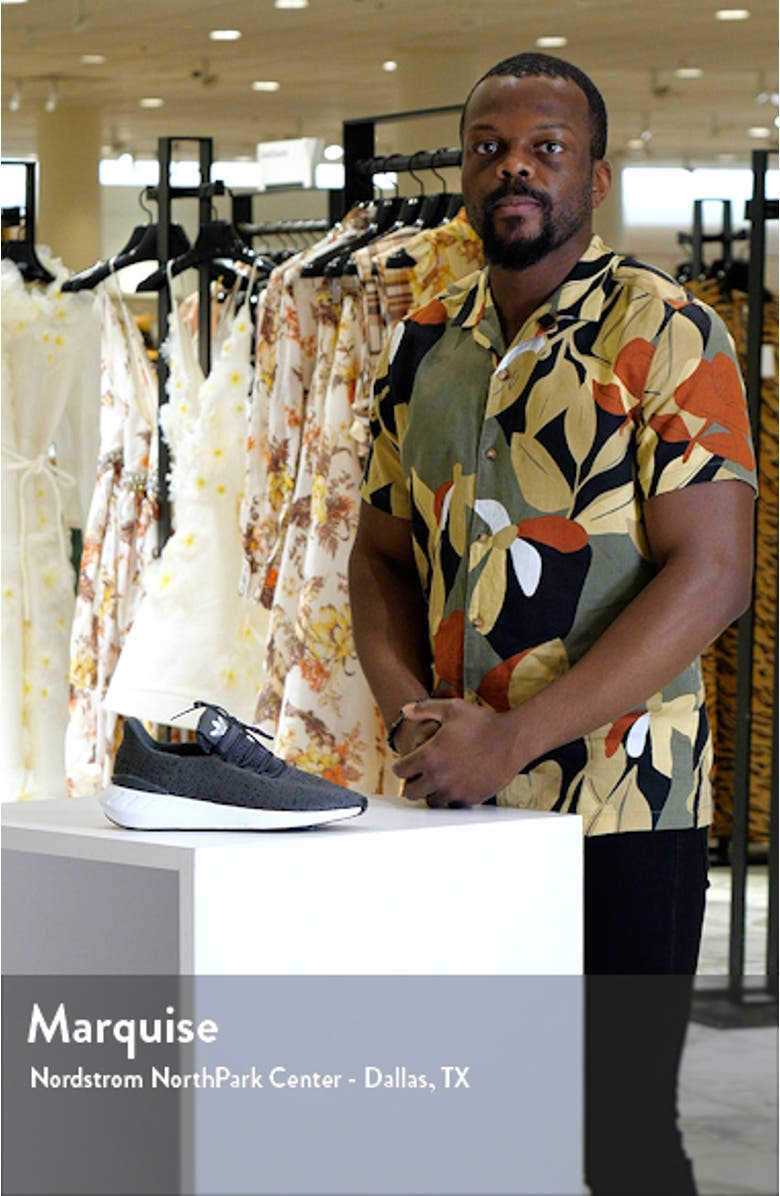 Swift Run 22 Decon Running Shoe, sales video thumbnail